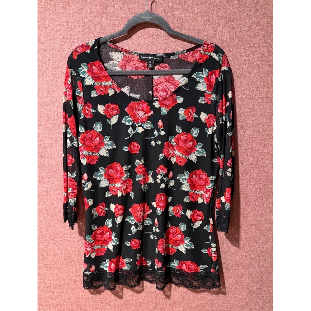 Almost Famous Juniors 1X‎ Black Red Rose Floral Lace Hem 3/4 Sleeve Mesh Tunic
